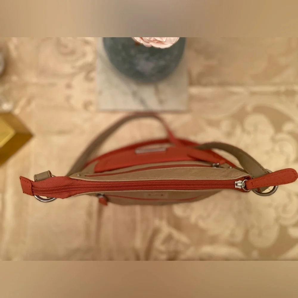 Stone Mountain leather beige and pink leather